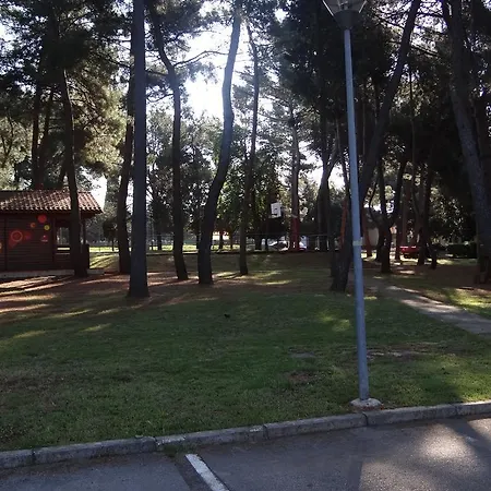 Holiday home Adriatic Houses Borse Basanija